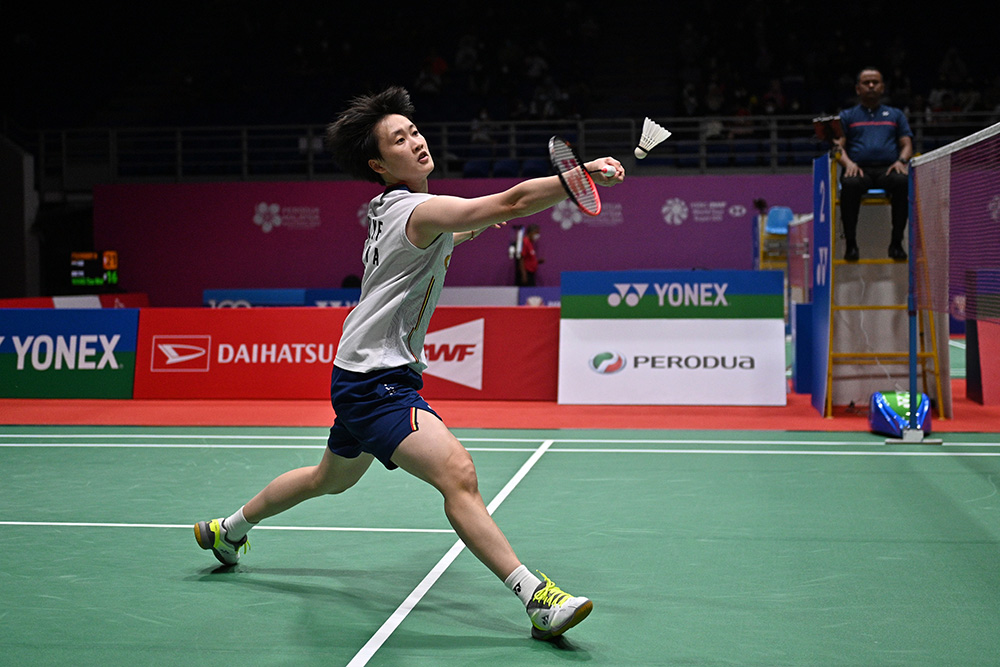 体育英超：曼城3-1伯恩利 排名次席